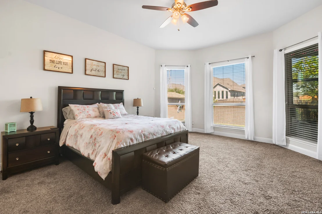 Photo of 417 BEE CAVES CV