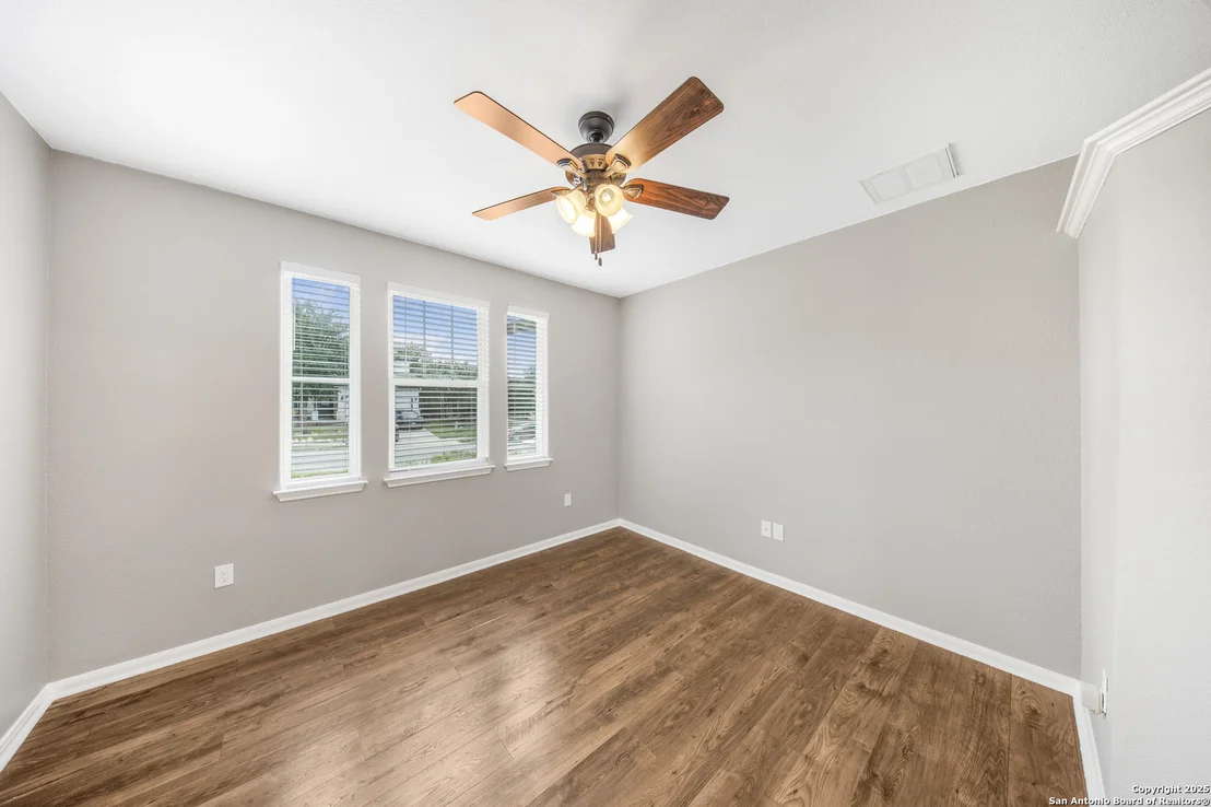 Photo of 3949 Whisper Pt
