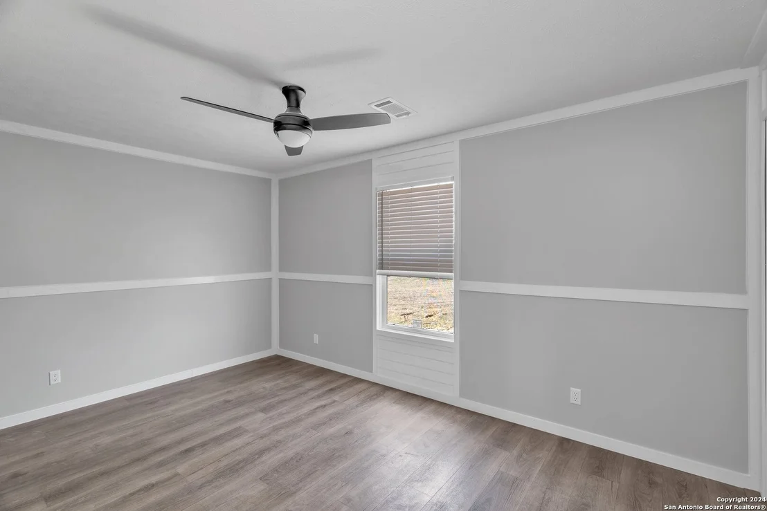 Photo of 330 County Road 325