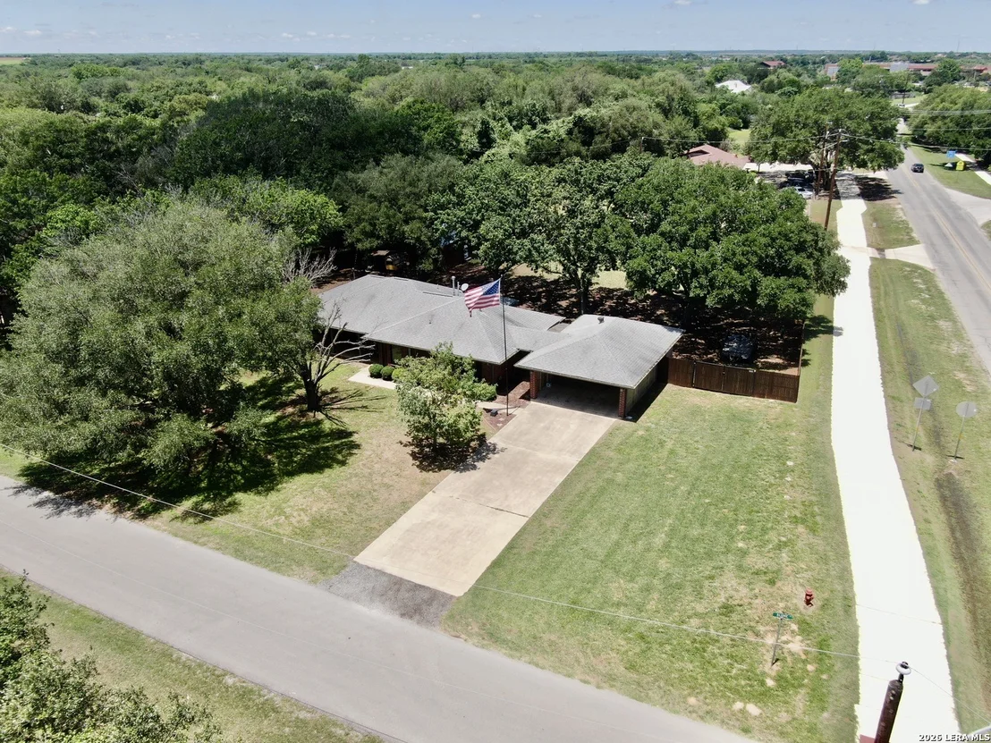 Photo of 19470 Blume Dr
