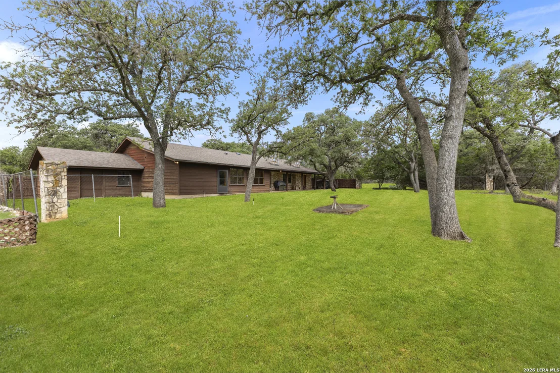 Photo of 165 SETTLERS CIR