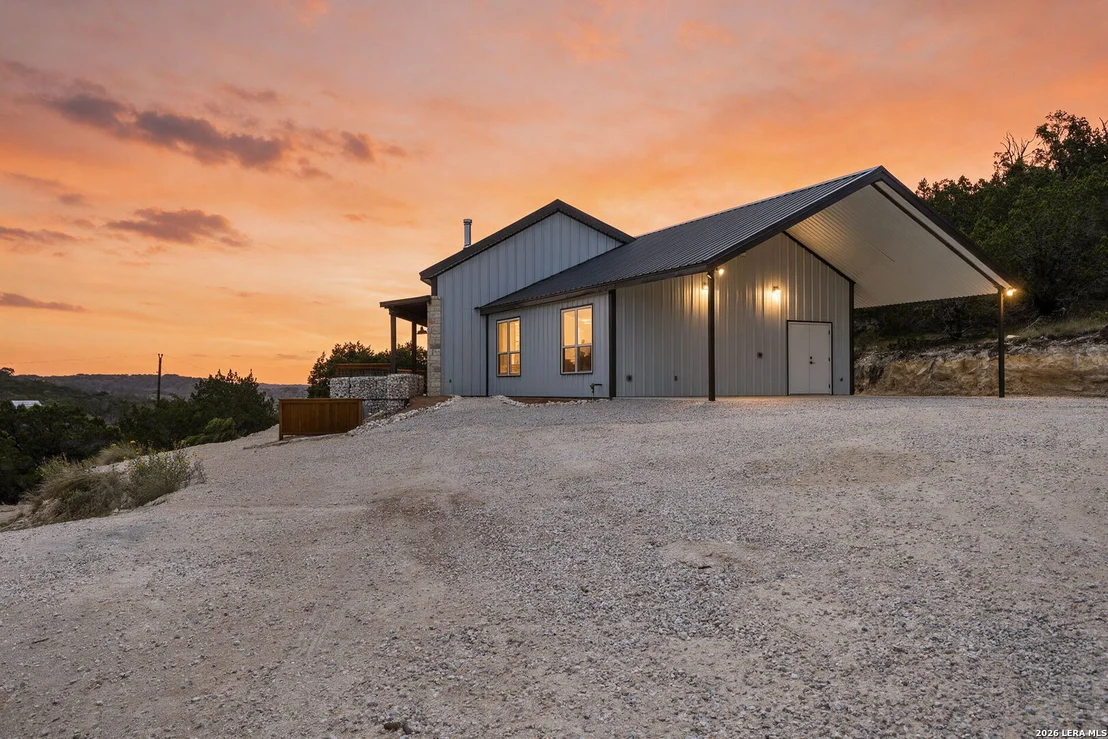 Photo of 206 Valley Rd