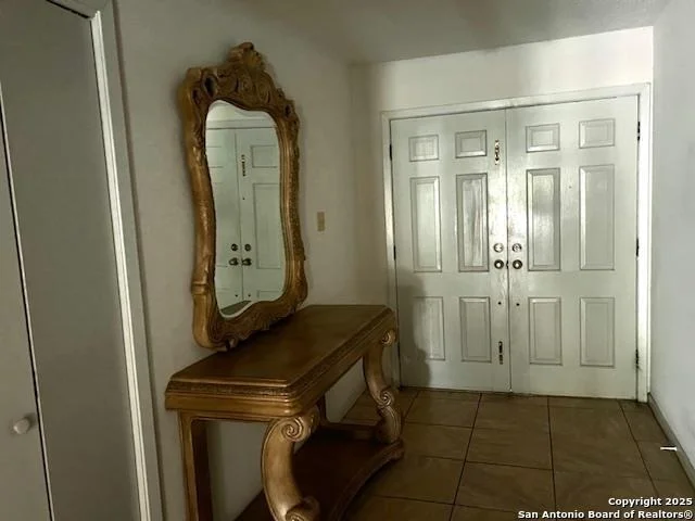 Photo of 40 Encino Loma