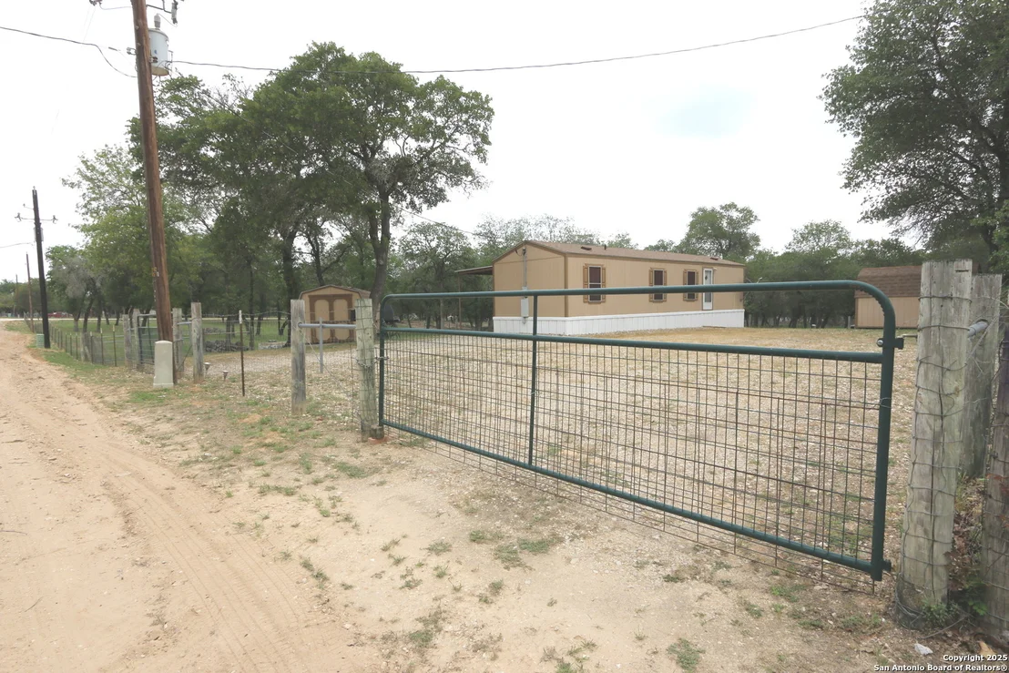Photo of 337 Lost Spring Dr