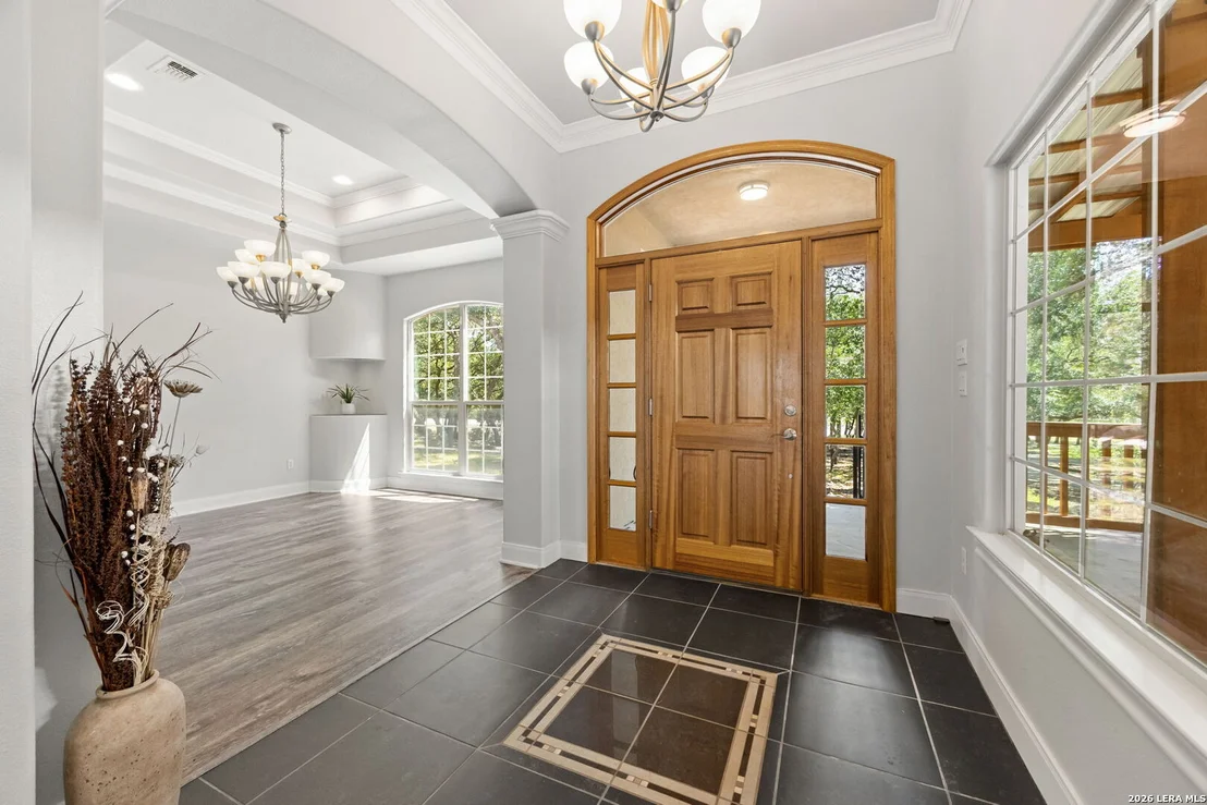 Photo of 373 Wentworth