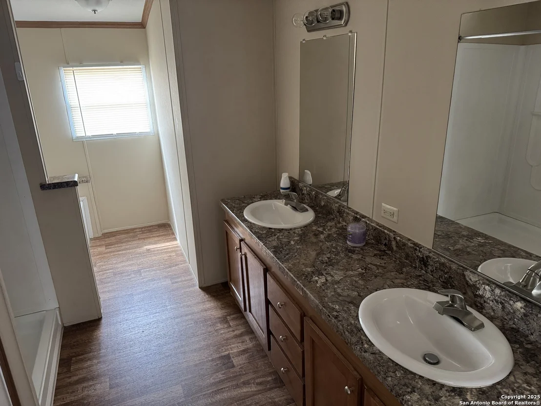 Photo of 207 Persimmon