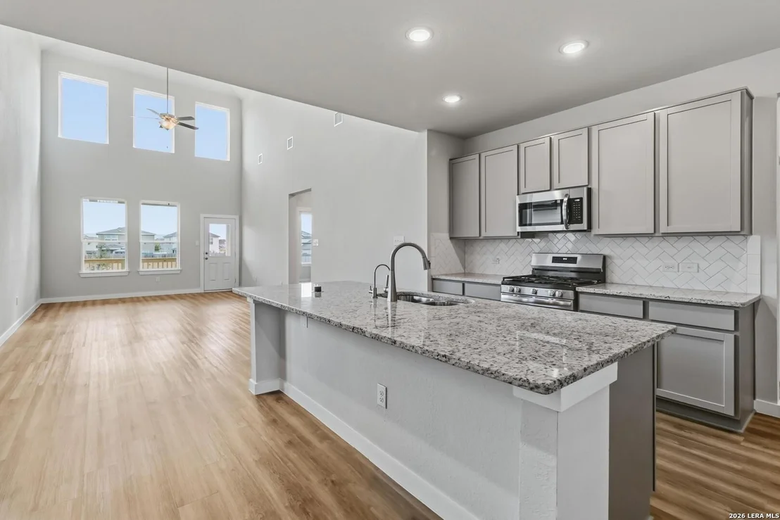 Photo of 5926 Willow Point Blvd