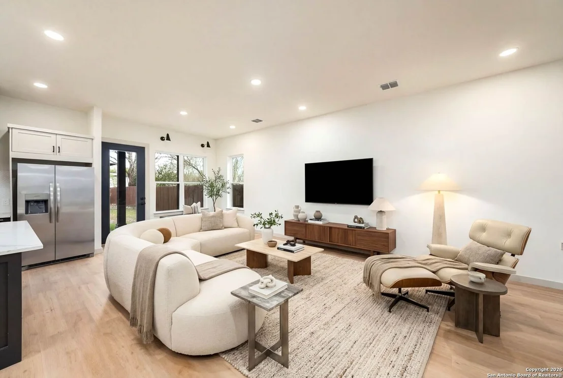 Photo of 118 San Antonio Blvd