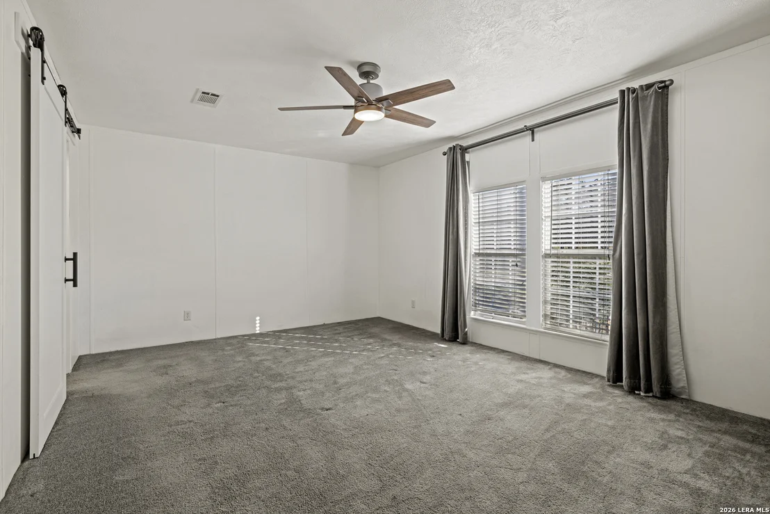 Photo of 429 Spanish Oak