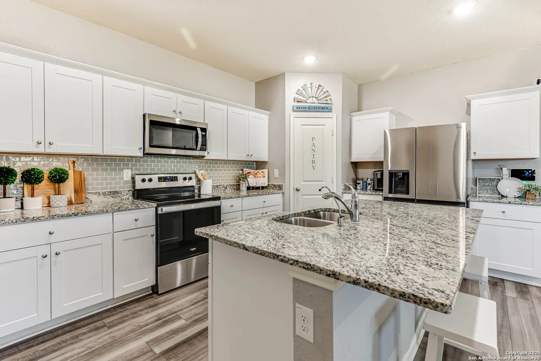 Photo of 14383 Palm Ridge