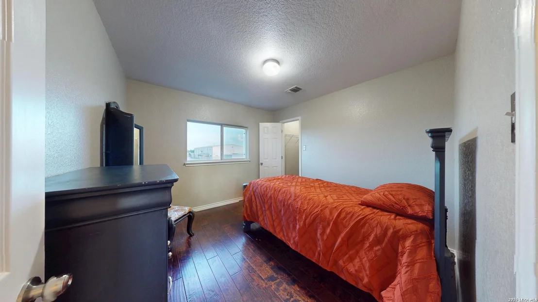Photo of 147 WOODSTONE LOOP