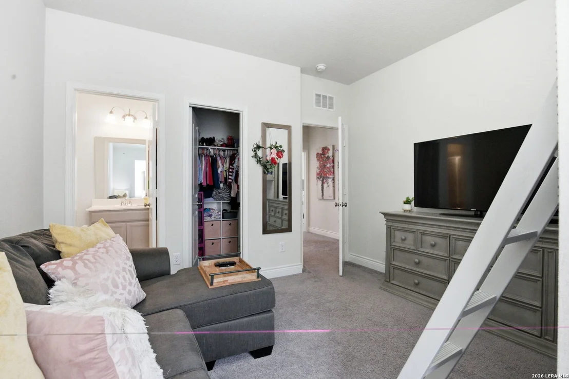 Photo of 27321 Pollock