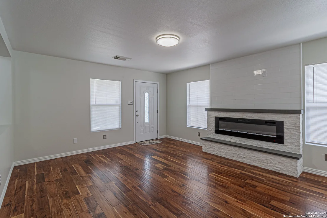 Photo of 10202 Misty Plain