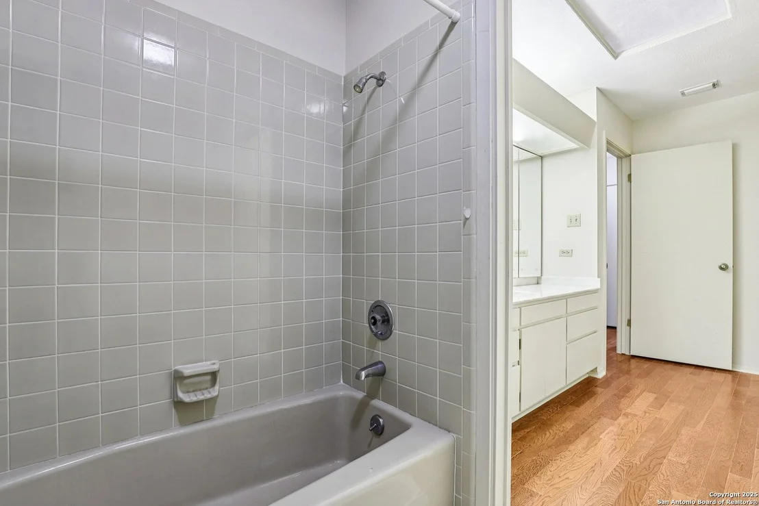 Photo of 5817 Winding Ridge