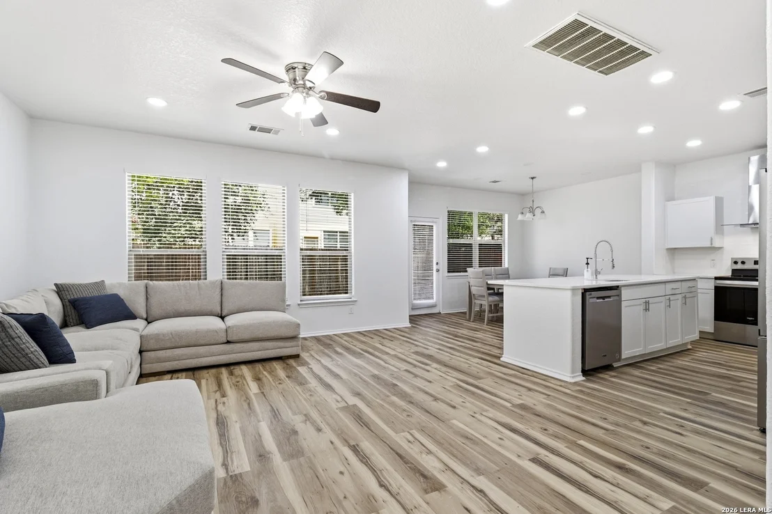 Photo of 6219 Pecan Tree