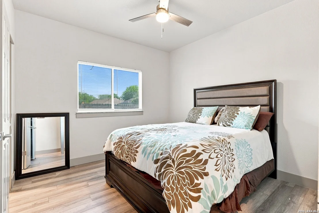 Photo of 7610 Crown Ledge
