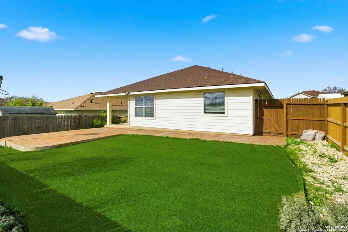 Photo of 8242 Pioneer Oak