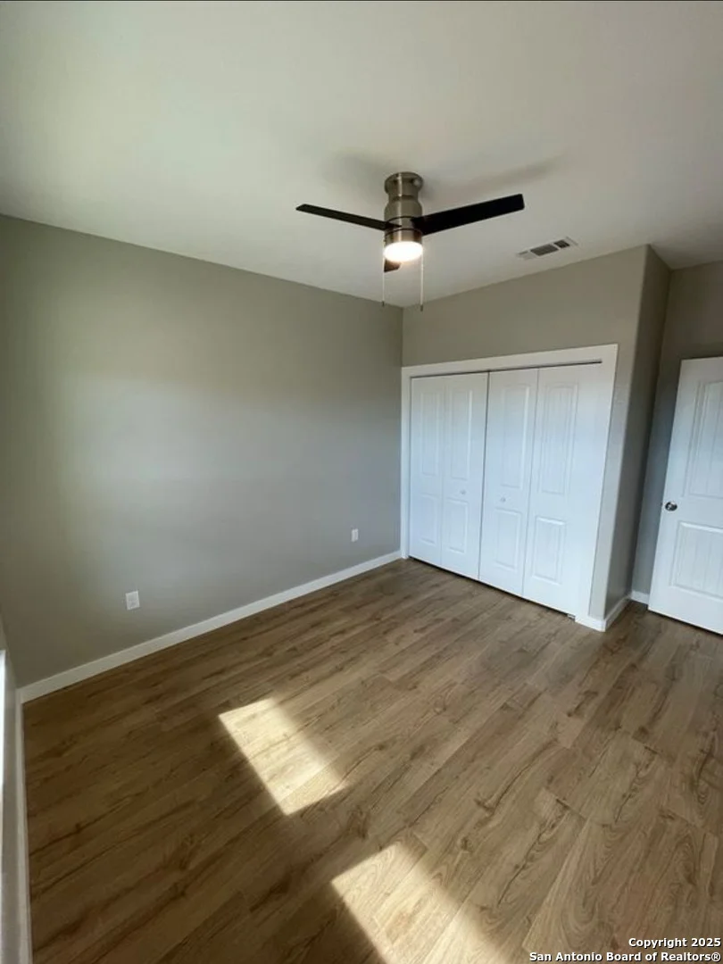 Photo of 106 arrow