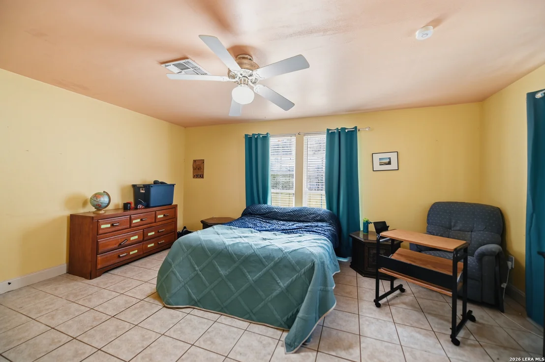 Photo of 1027 Bluebonnet