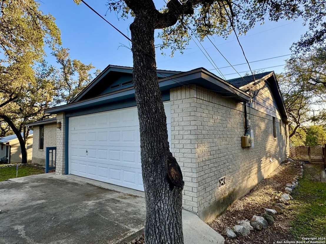 Photo of 16911 SPRINGHILL