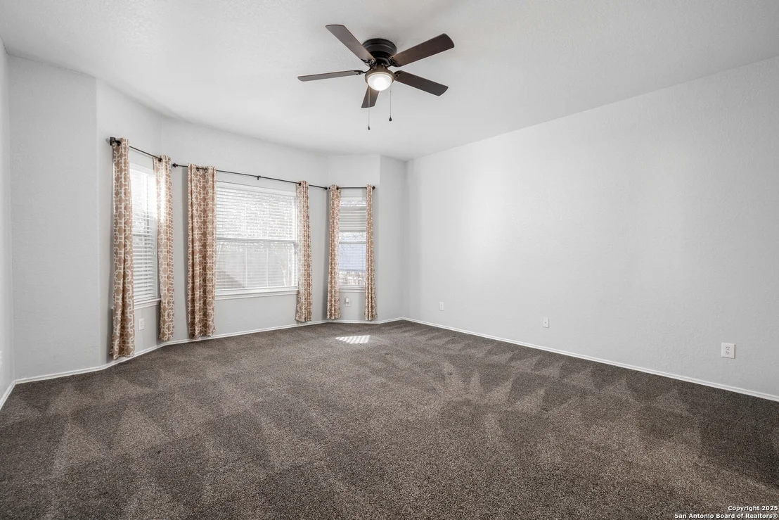 Photo of 1158 Kite Corner
