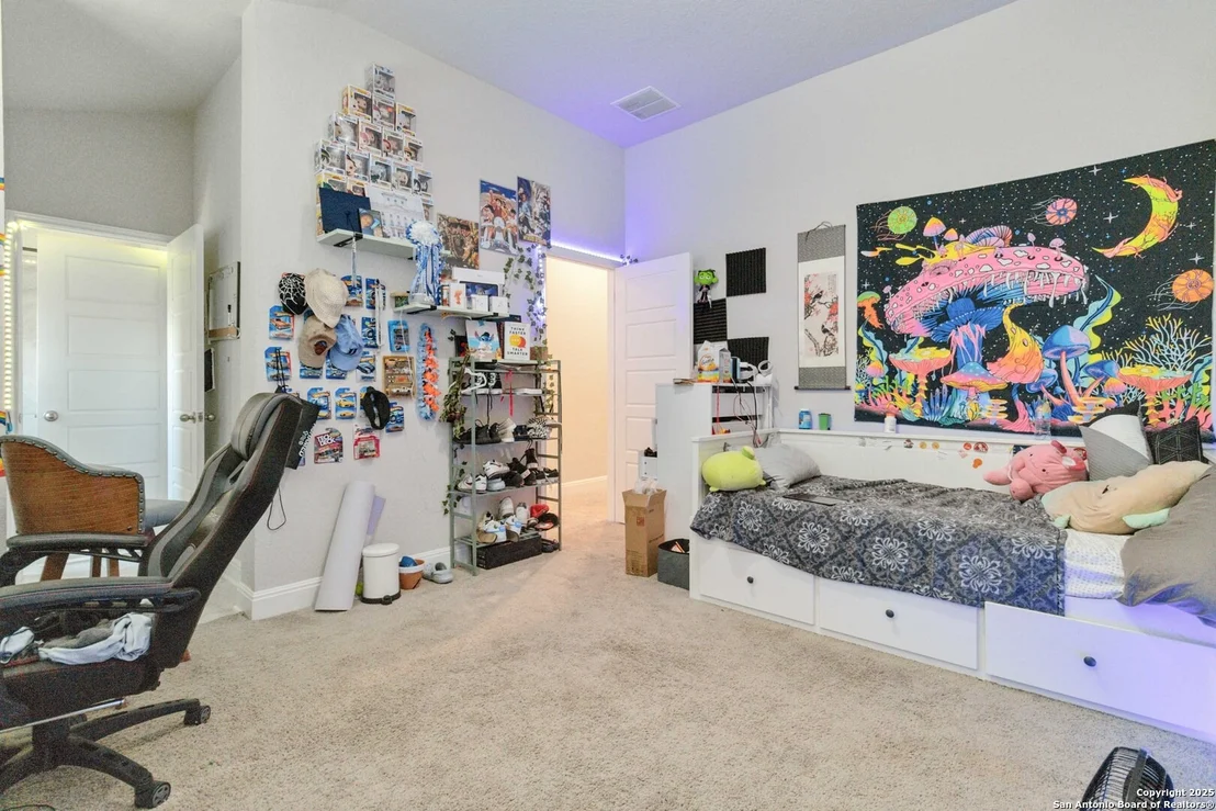 Photo of 2210 Castello