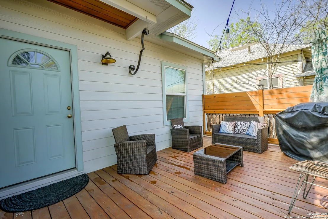 Photo of 1503 Edison Dr