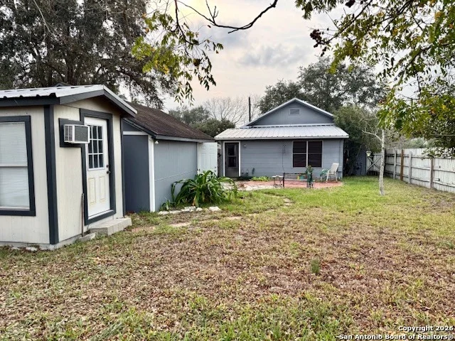 Photo of 304 N Tyler