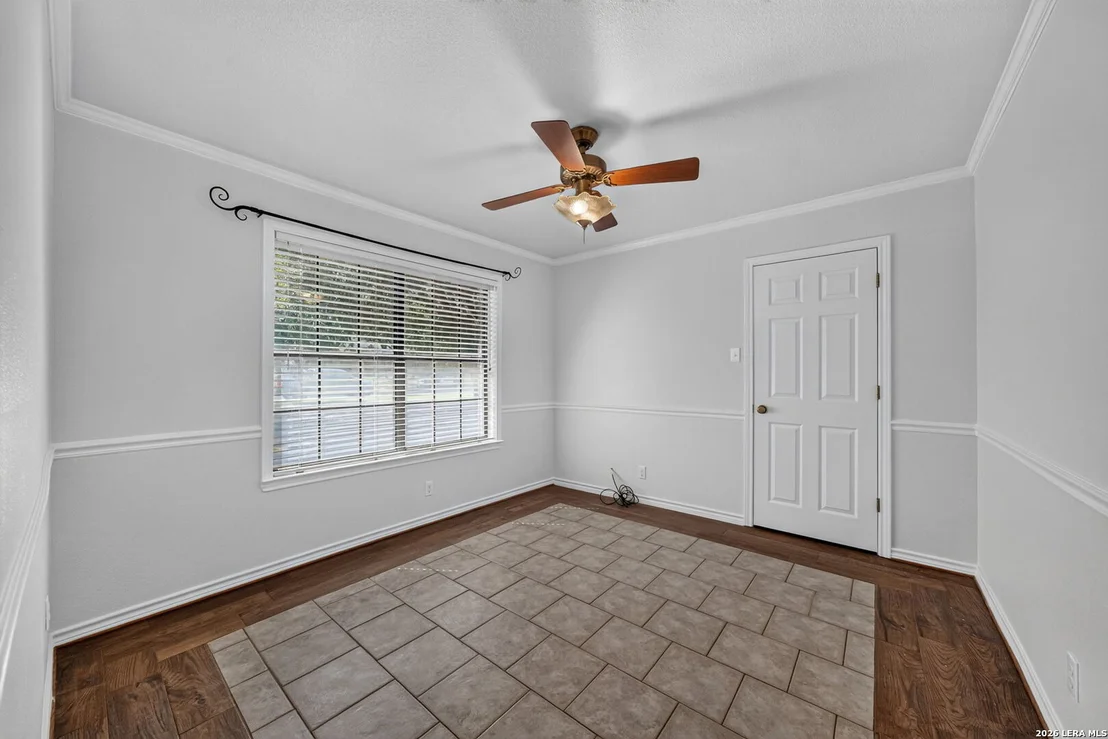 Photo of 1704 STRAIT LN