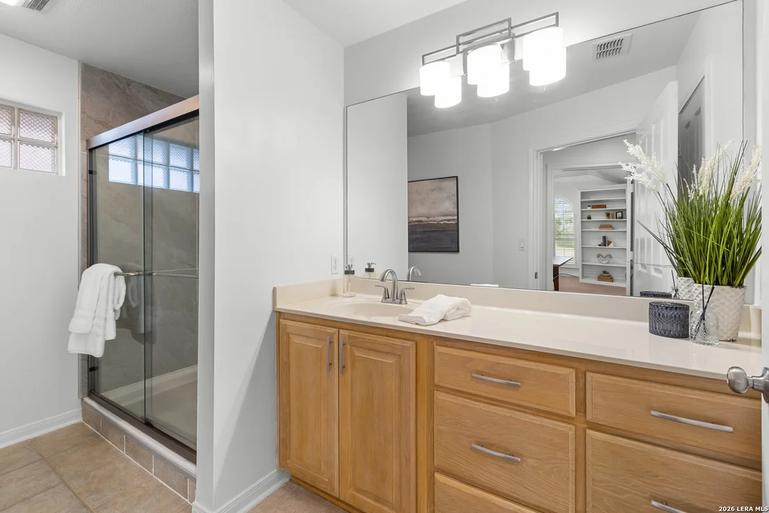 Photo of 6119 CRESCENT FLS