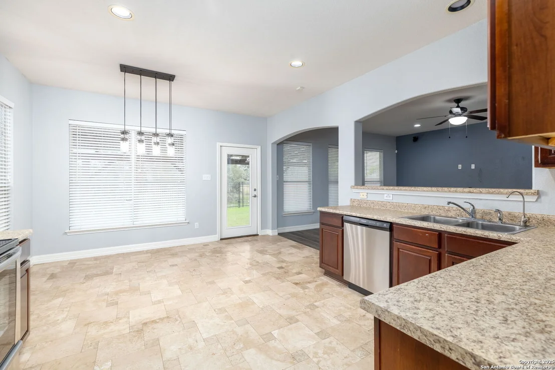 Photo of 1206 PINNACLE FLS