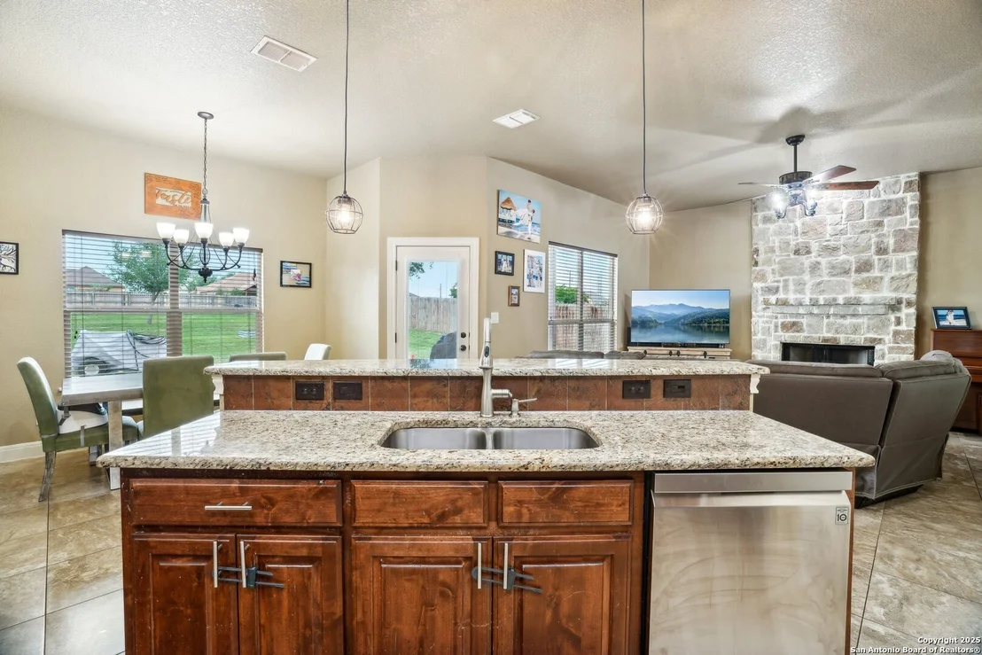 Photo of 13139 Compass Rose