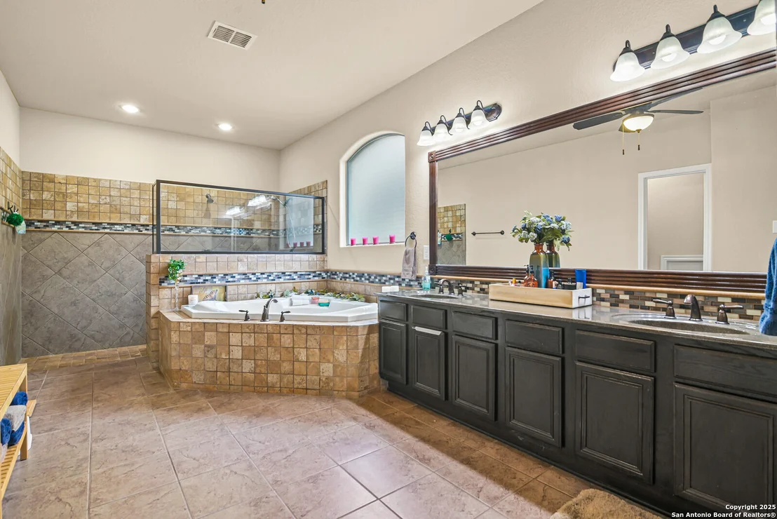 Photo of 25514 Thomas Oaks