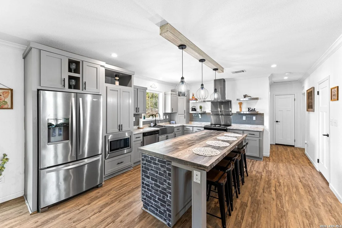 Photo of 1200 Spur Ridge