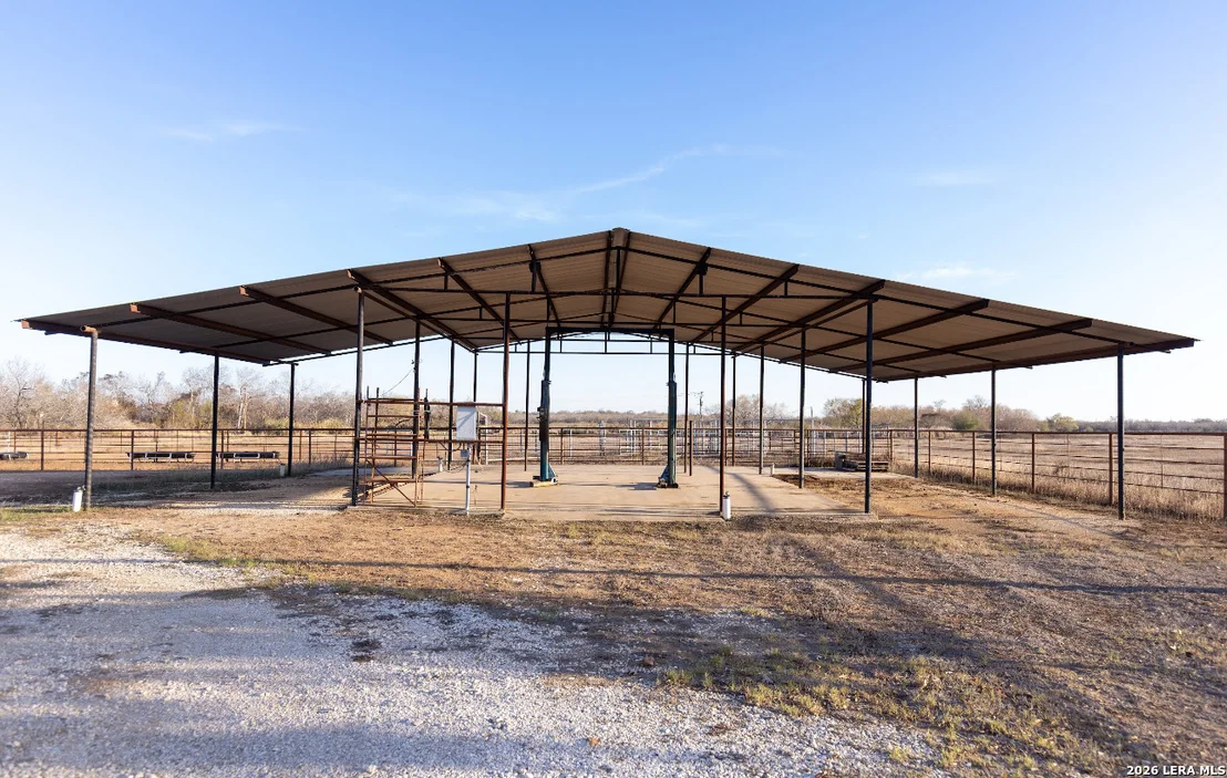 Photo of 375 Bluntzer Rd