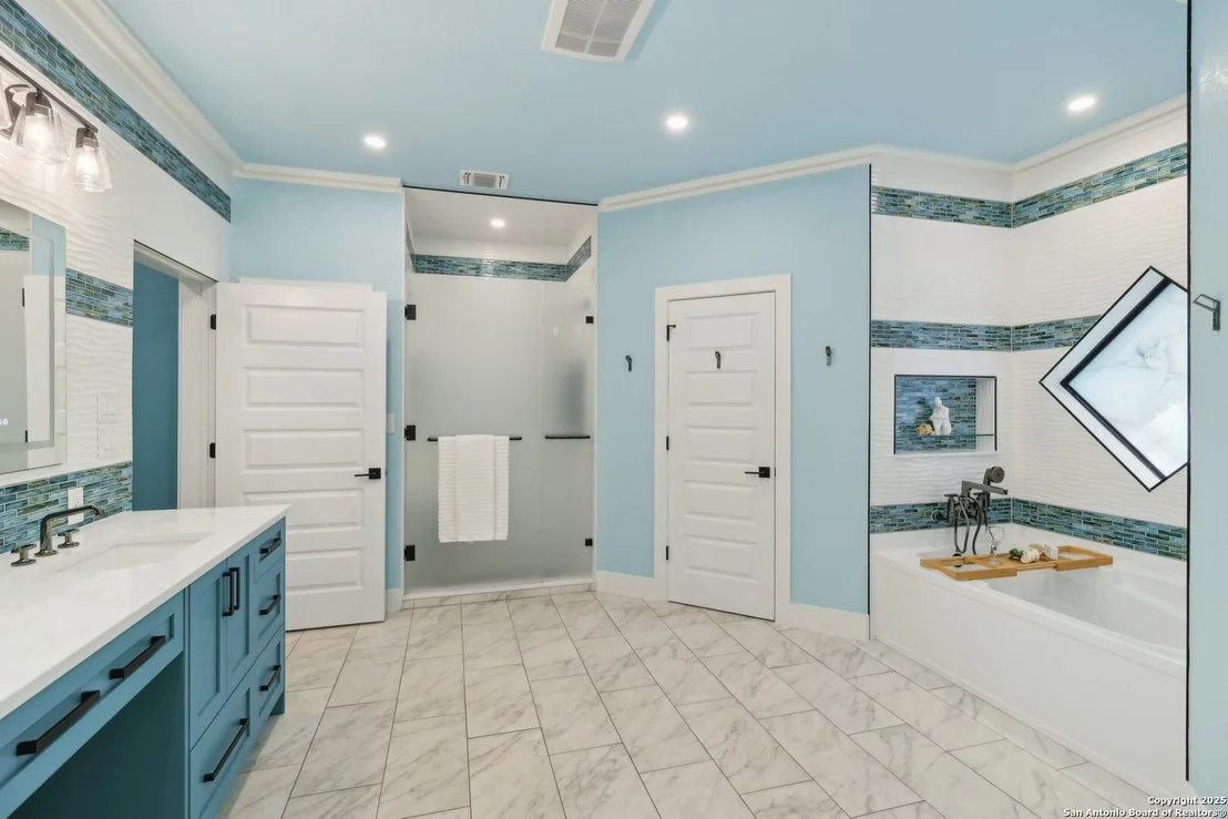 Photo of 3902 Creek Pt