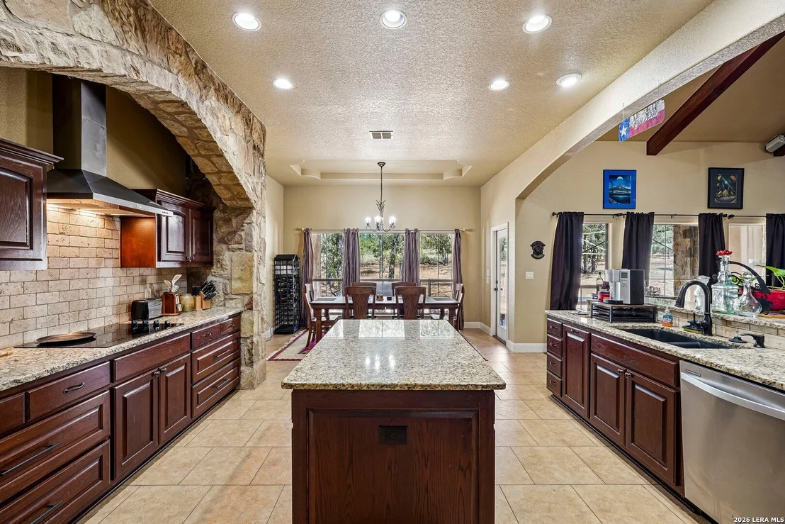Photo of 129 HIDDEN FOREST DR
