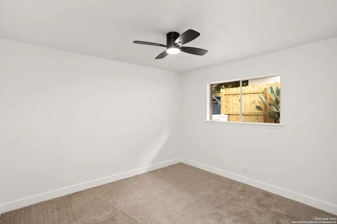 Photo of 5930 Forest Ridge