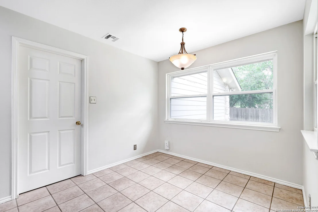 Photo of 13403 Barnsbury Sq