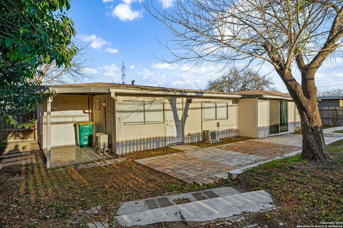 Photo of 1013 North Blvd