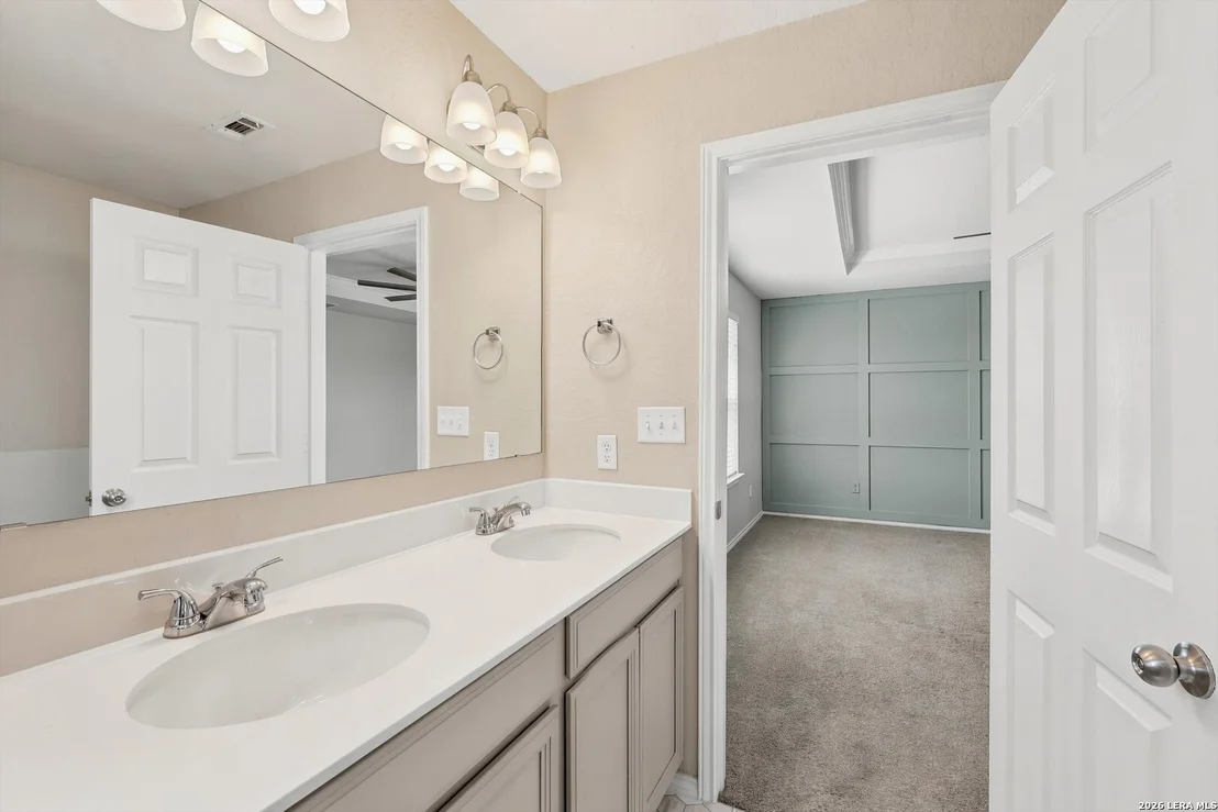 Photo of 10135 Reyes Heights