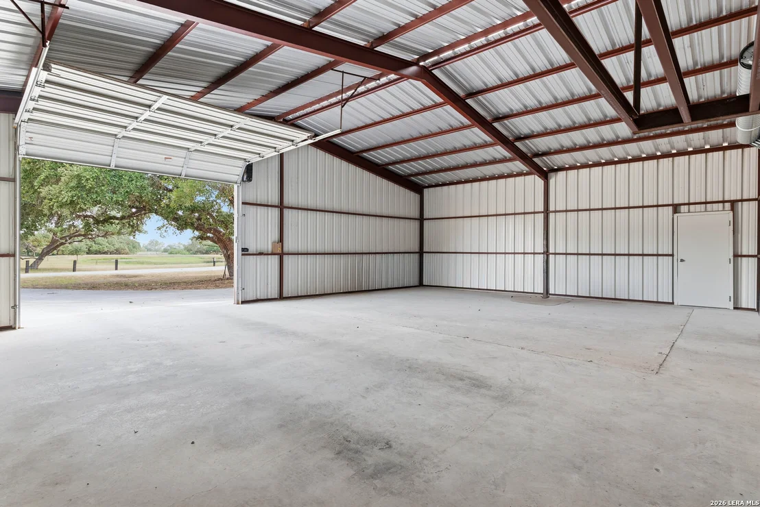 Photo of 353 BIG OAK DR