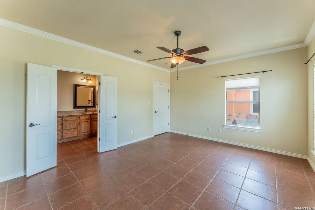 Photo of 810 MOCKINGBIRD LN