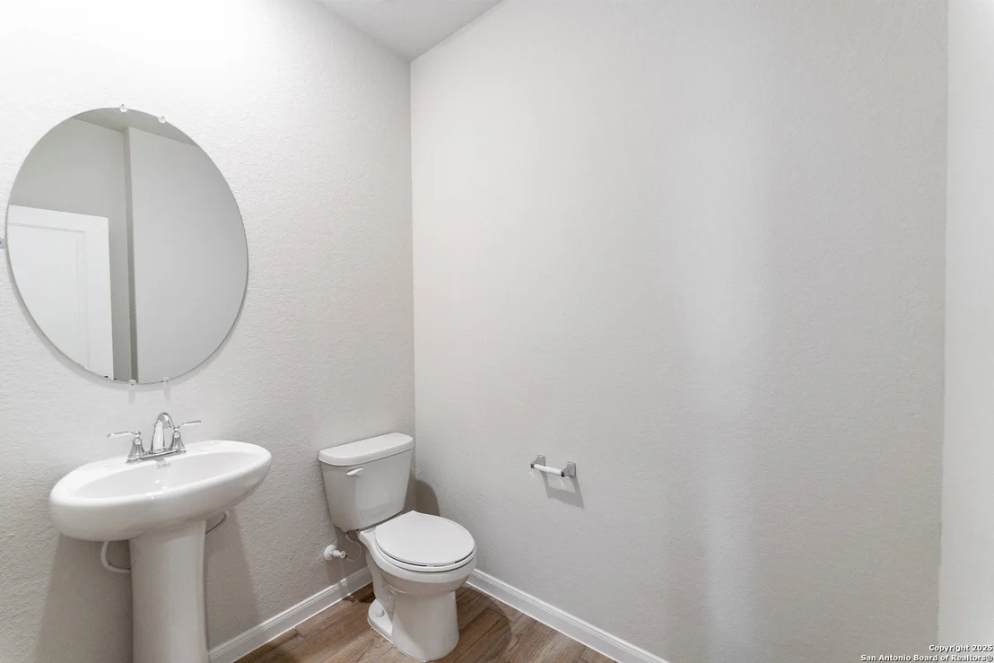 Photo of 154 Ednie Ln