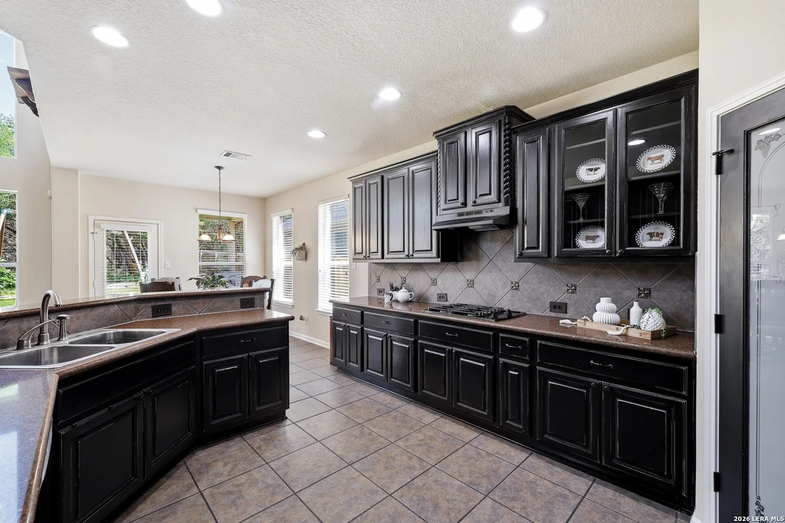 Photo of 1219 Wilder Pond