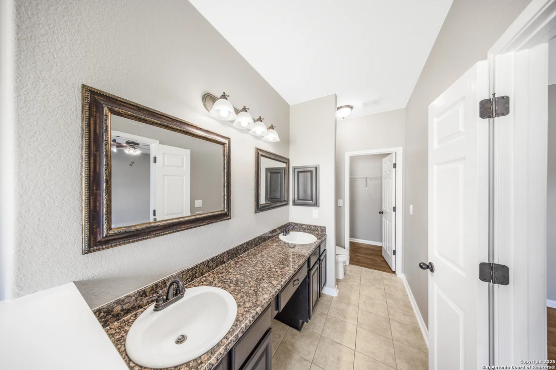 Photo of 3949 Whisper Pt