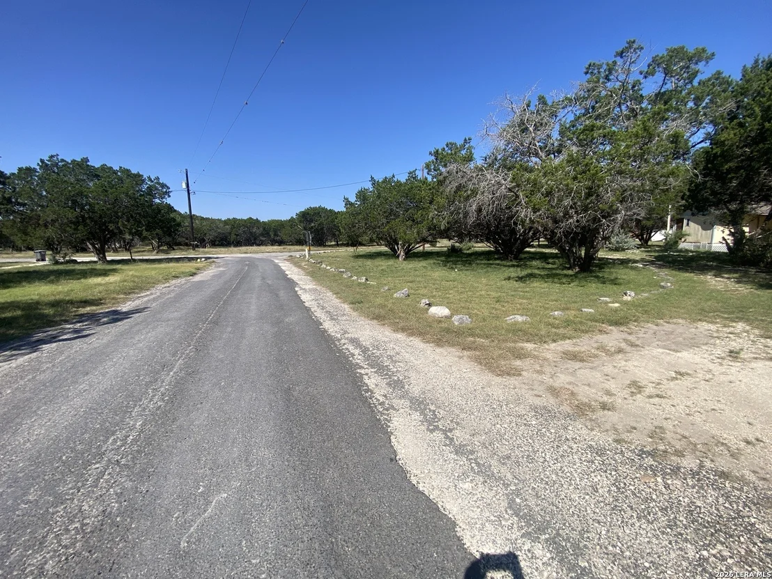 Photo of 39 JIM DALRYMPLE DR