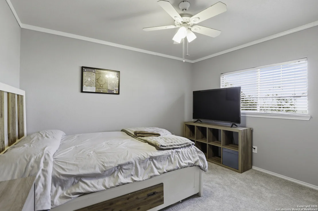 Photo of 11047 Barclay Point