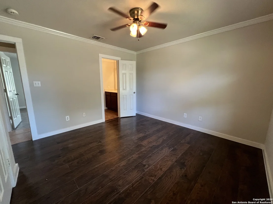 Photo of 430 WAXWING DR
