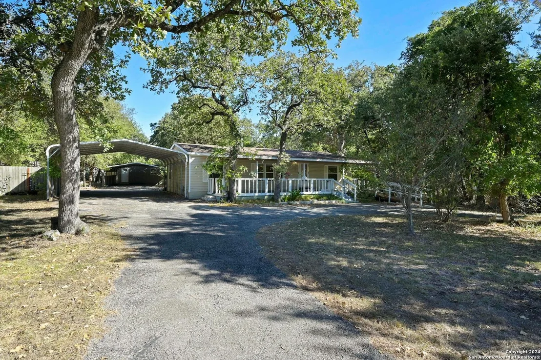 Photo of 1007 Red Bud Drive